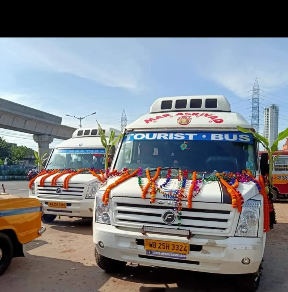 Tempo Traveller in Kolkata